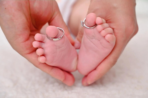 长宁怀孕肚子一边高一边低 长宁怀孕肚子一边高一边低